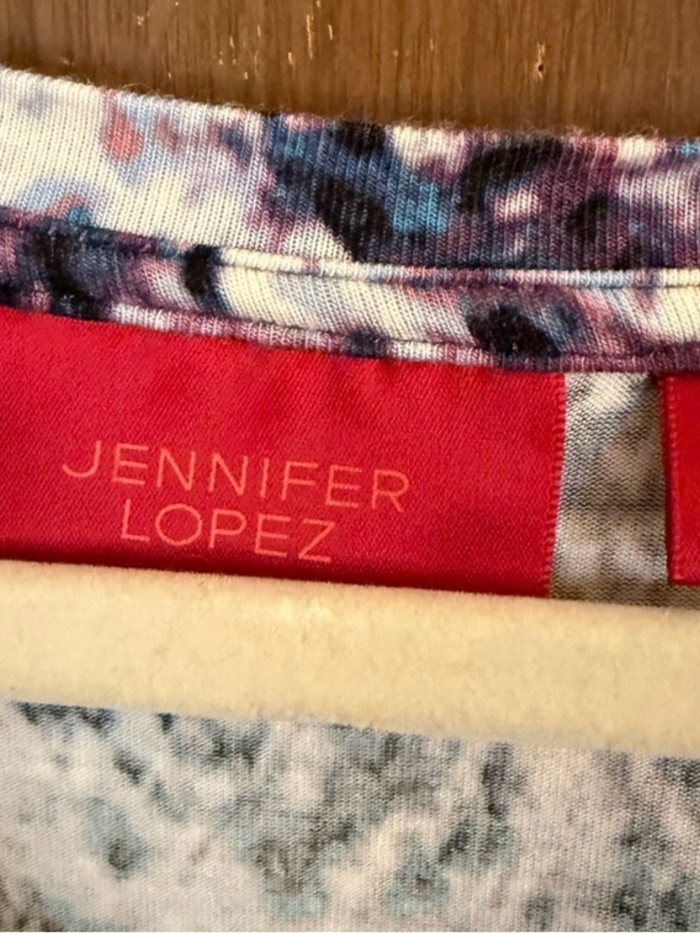 Jennifer Lopez and Dana Bachman Shirt Bundle - Picture 4 of 8